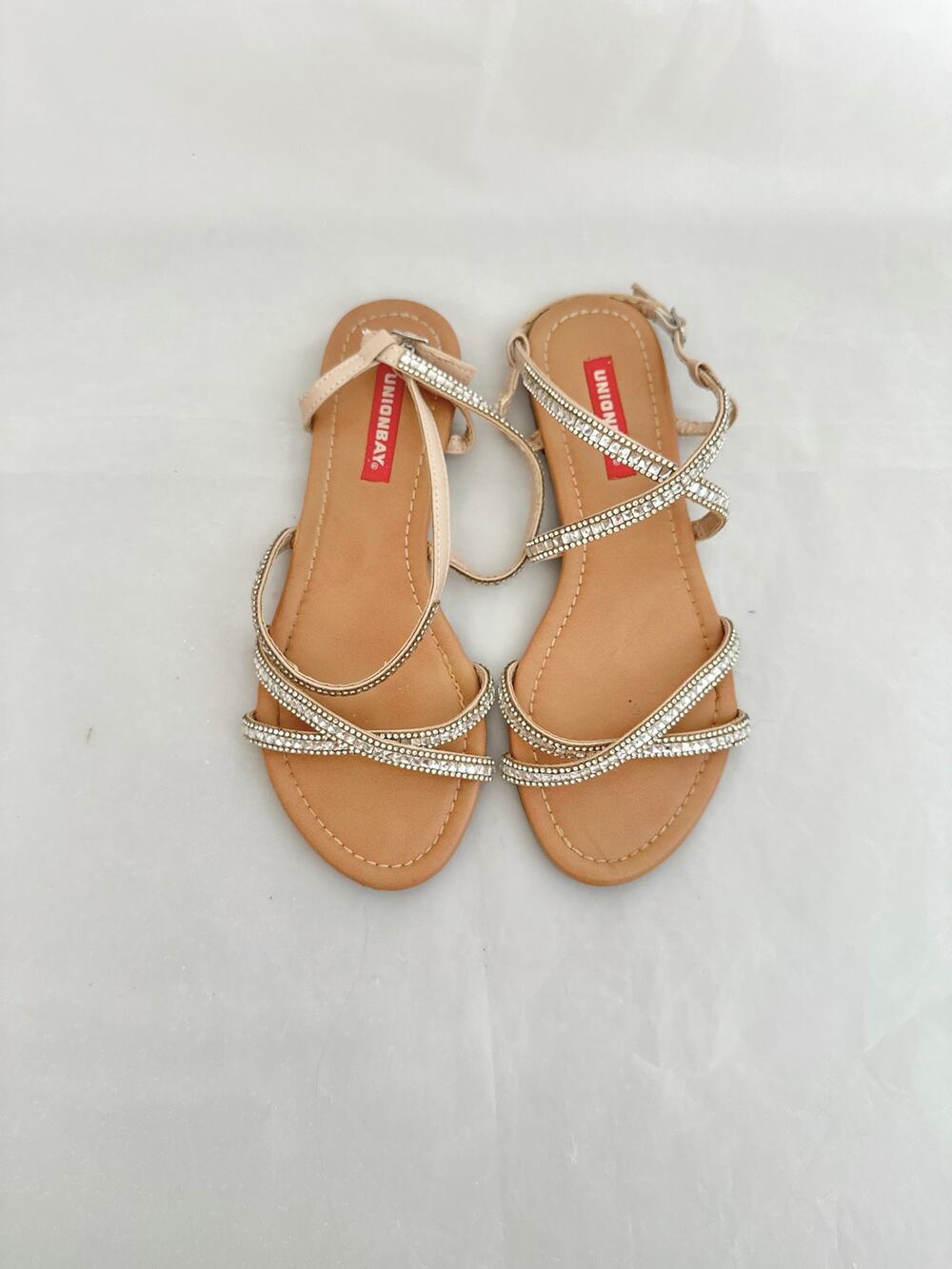 UNIONBAY Rhinestone Strappy Flat Sandals Sparkly Champagne Nude NWOB 7.5